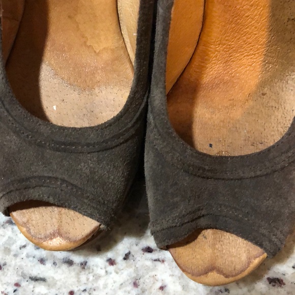 Yellow box wedges - Picture 5 of 5